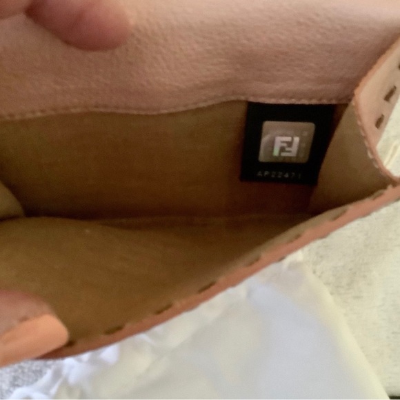 NWT FENDI Pink Selleria Roman Leather Wallet - Picture 5 of 6